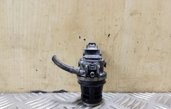 Lexus CT 200H Windscreen/windshield washer pump 8533060180 0602104621