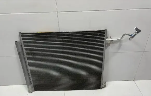 Nissan Qashqai A/C cooling radiator (condenser) 921009251R