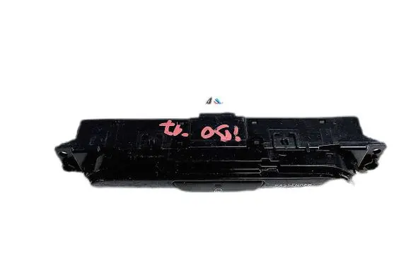 Hyundai i30 Central locking switch button 93770G4000 93770-G4000