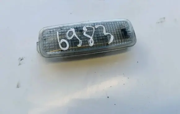 Audi A6 S6 C5 4B Other interior light 8l0947105a