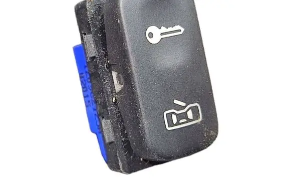 Skoda Yeti (5L) Central locking switch button 1Z0962125A 025014