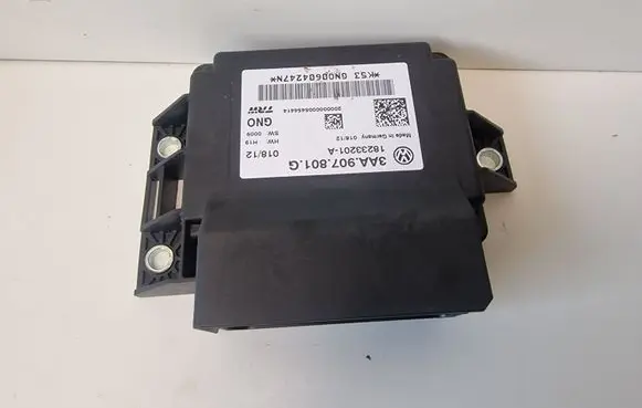 Volkswagen PASSAT B7 Hand brake control module 3AA907801G