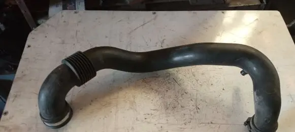 Renault Master II Air intake hose/pipe 8200261965