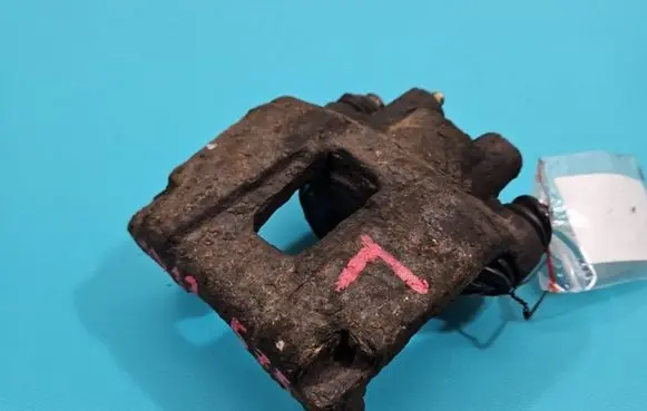 Rear brake caliper