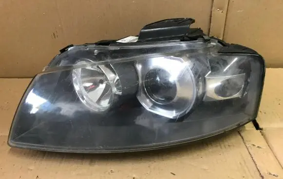 Audi A3 S3 8P Headlight/headlamp 0301206275