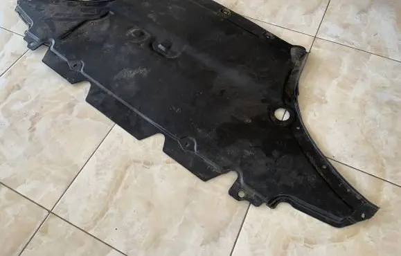 Audi A4 S4 B8 8K Engine splash shield/under tray 8K0863821AA 8K0863821AB