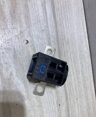 Mercedes-Benz E W212 Battery relay fuse N000000006967