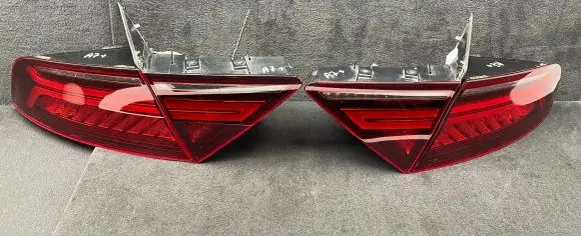Rear/tail lights set