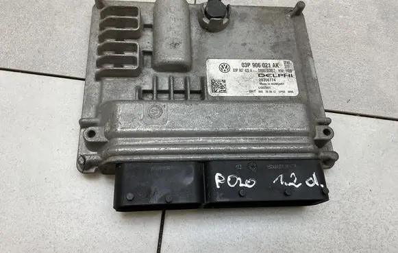 Volkswagen Polo V 6R Engine control unit/module 03P906021AK