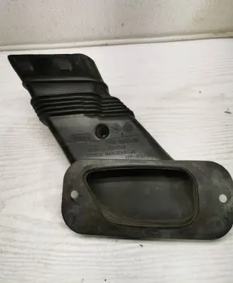 Volvo C30 Air intake duct part 30741749 7M519E635GD 72101038