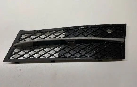 BMW 5 F10 F11 Front bumper lower grill 7200699 51117200699