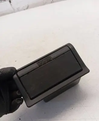 Car ashtray