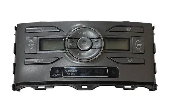 Toyota Auris 150 Climate control unit 5590002220B