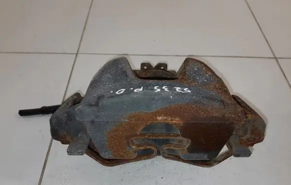 Land Rover Discovery Sport Front brake caliper NOCODE