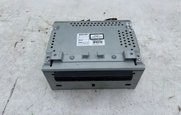 Ford Focus C-MAX Radio/CD/DVD/GPS head unit AM5T18C815GF Z021934 10R035513