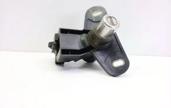 Opel Astra G Tailgate exterior lock 