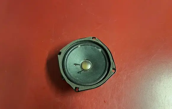Cadillac SRX Rear door speaker 25660131