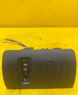 Renault Clio III Headlight level height control switch 8200379685