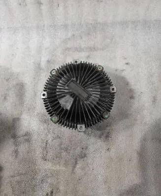 Mitsubishi Pajero Viscous fan clutch 