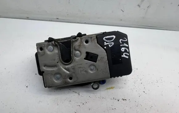 Renault Trafic II (X83) Front door lock 8200008261 91166229