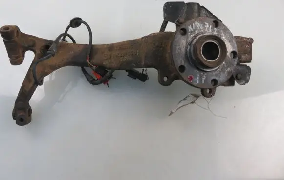Audi A6 S6 C5 4B Front wheel hub spindle knuckle 8D0407258AE