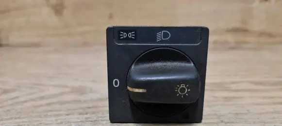 Volvo S70 V70 V70 XC Light switch 8601773