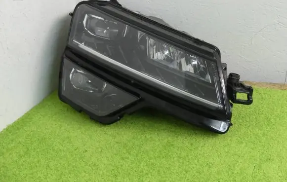 Skoda Karoq Headlight/headlamp 57B941016D