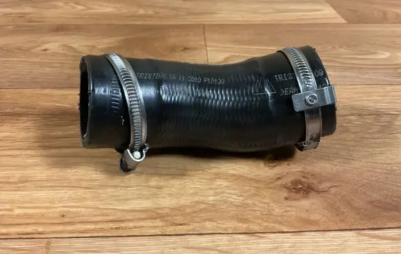 Peugeot 308 Intercooler hose/pipe 9684307380