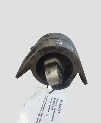 Jaguar XF X250 Gearbox mount 6W936868AB