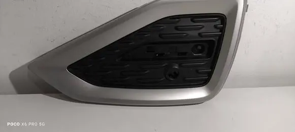 Audi Q2 - Quarter panel pressure vent 81A807881