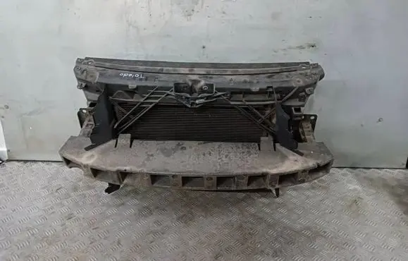 Seat Toledo IV (NH) Radiator support slam panel 5JA805588S