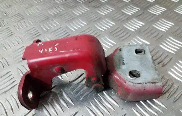 Opel Vivaro Front door upper hinge