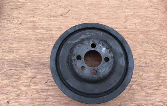 Volkswagen Transporter - Caravelle T5 Crankshaft pulley 036105243
