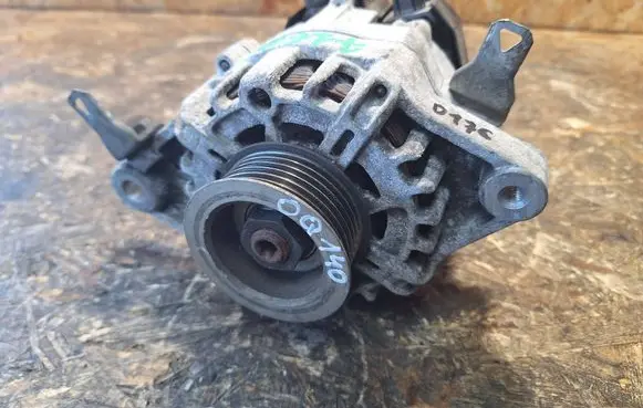 Toyota Yaris Generator/alternator 27060-0Q140