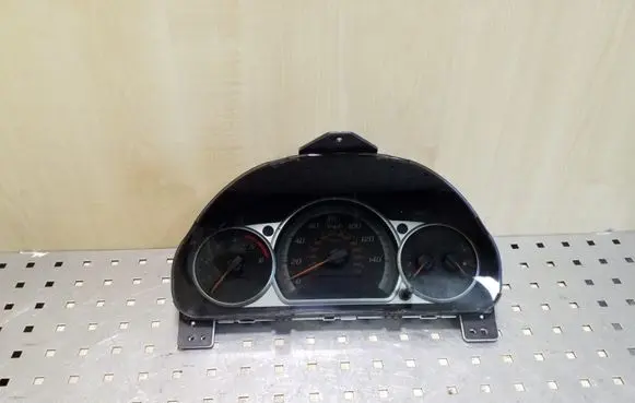 Honda CR-V Speedometer (instrument cluster) HR0333123