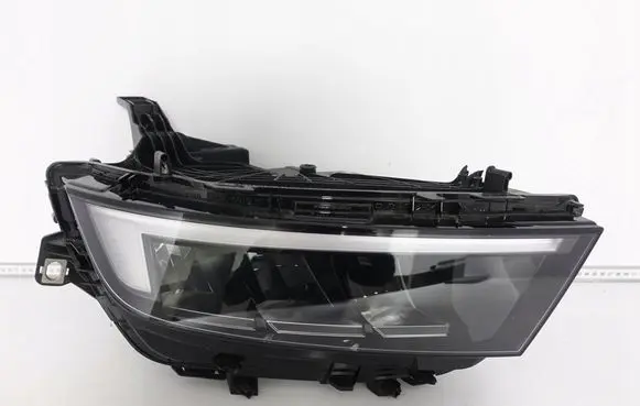 Opel Astra J Headlight/headlamp 9858777180