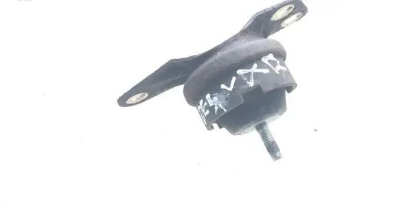Engine mount bracket