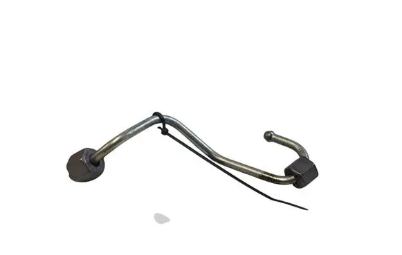 Nissan Qashqai Fuel injector supply line/pipe 