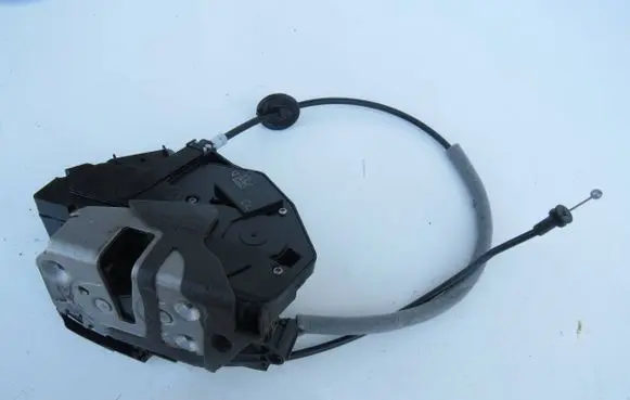 Volvo V60 Front door lock 31301739 A046465 40644141