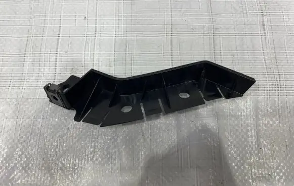 Land Rover Discovery 5 Front bumper mounting bracket LK72-16F073-A