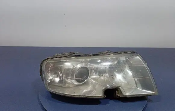 Skoda Superb B5 (3U) Headlight/headlamp