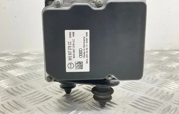 Audi A4 S4 B8 8K ABS Pump 8K0907379CC