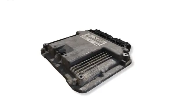 Toyota Yaris Engine control unit/module 0281012322 896610D450 1039S28726