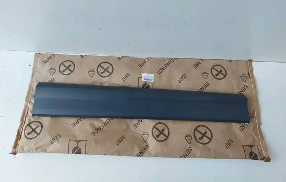 Audi Q2 - Front door trim (molding) 81A853959B