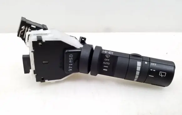 Nissan Qashqai Wiper switch 