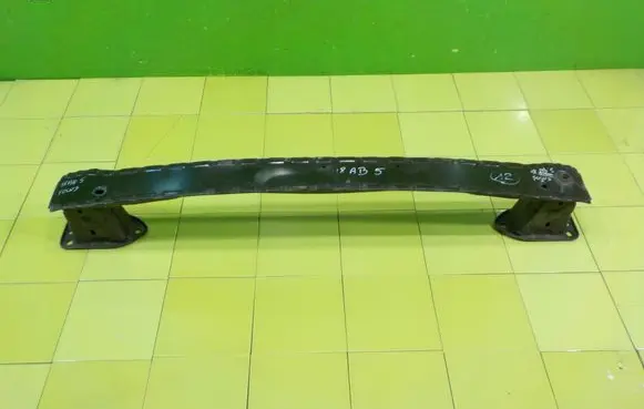 Ford Focus Rear bumper support beam BM51N403C94 18AB5