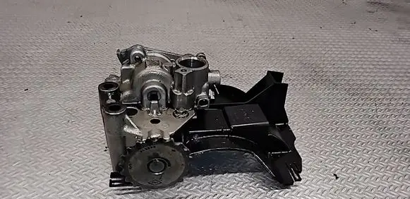 Renault Scenic II - Grand scenic II Oil pump 8200345757