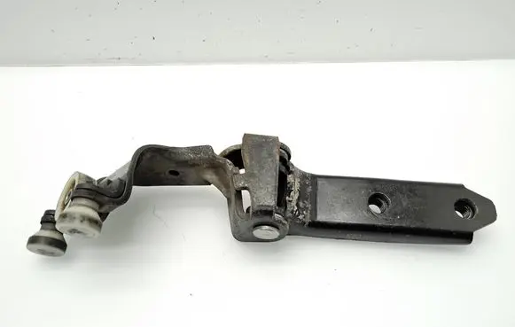 Volkswagen Transporter - Caravelle T5 Sliding door middle roller runner 7H0843336B