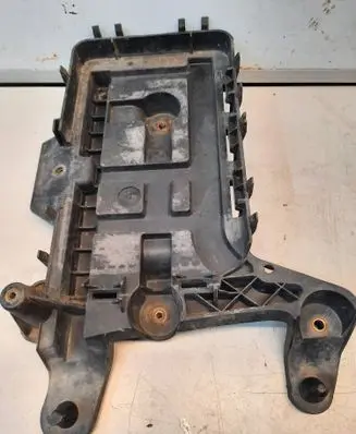 Volkswagen Caddy Battery box tray 1K0915333B