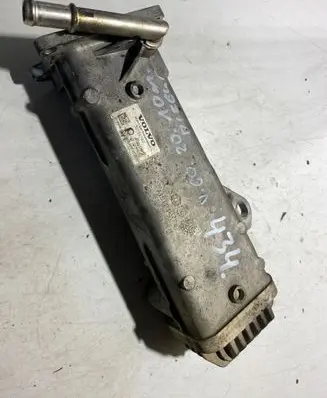 Volvo V60 EGR valve cooler 30757742 70304900 1032000328